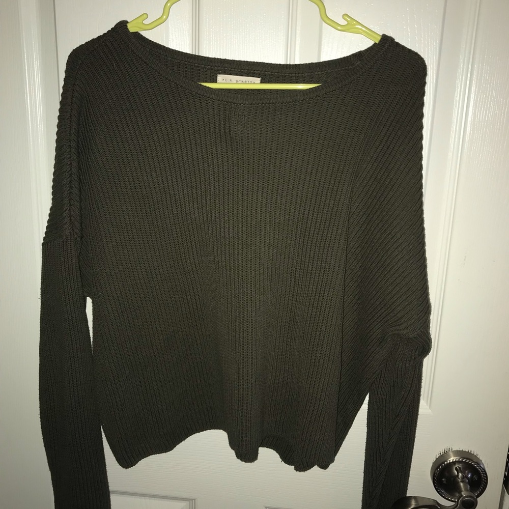 Green casual sweater